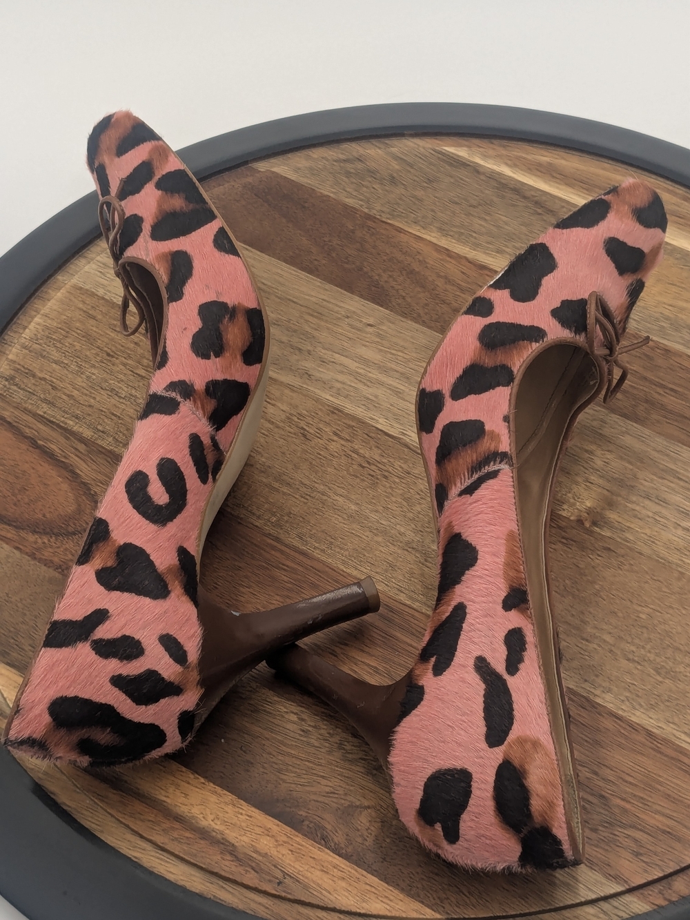 Gianni Bini Pink Leopard Calf Hair Bow Pumps Heels Size 8M - Picture 8 of 12